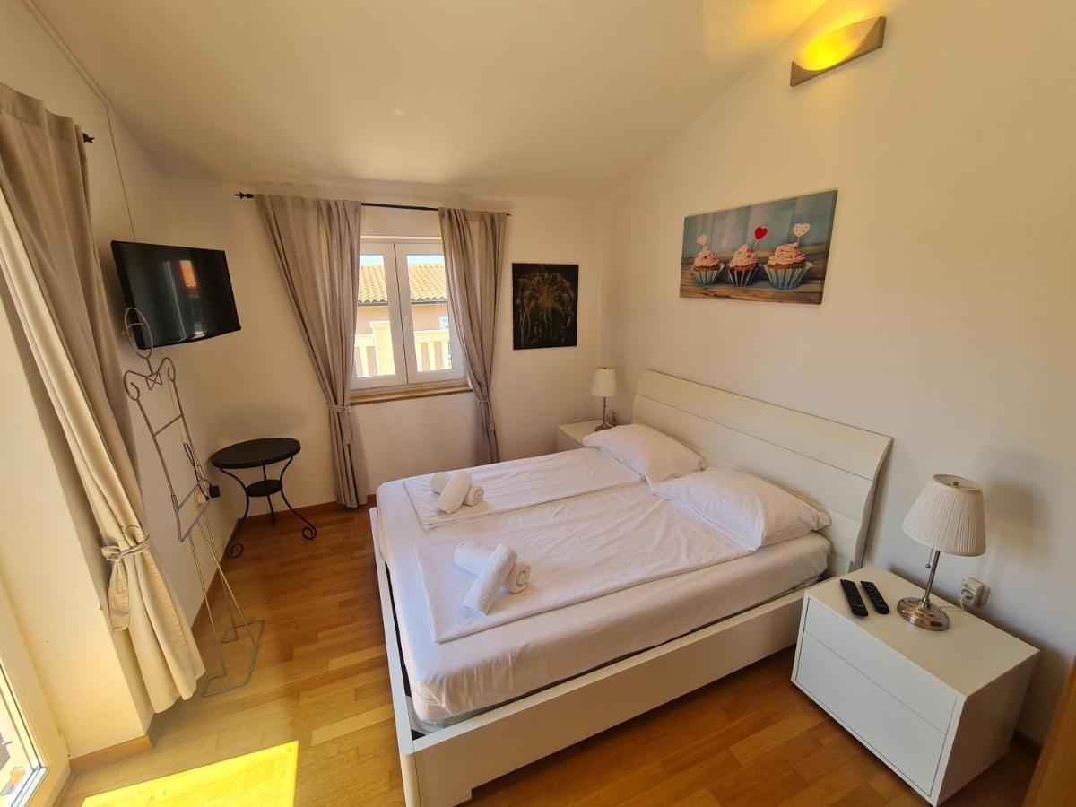 Apartments Kuca Sunce Vodnjan Eksteriør billede